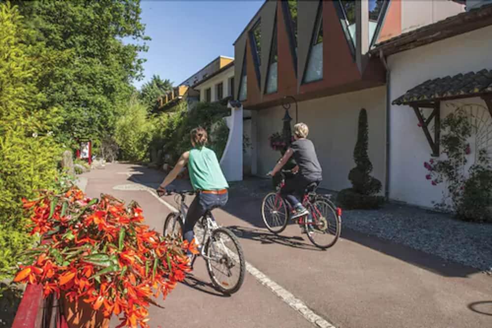Quintessia Hotell Orvault Exteriör bild